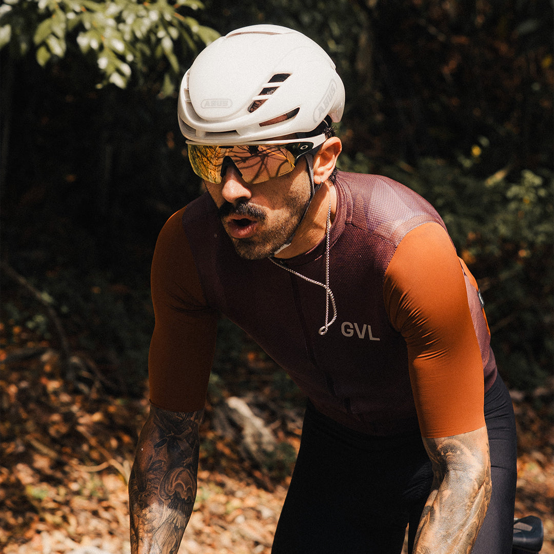 Cuatro Mundos: Así Diseñamos un Jersey en Givelo