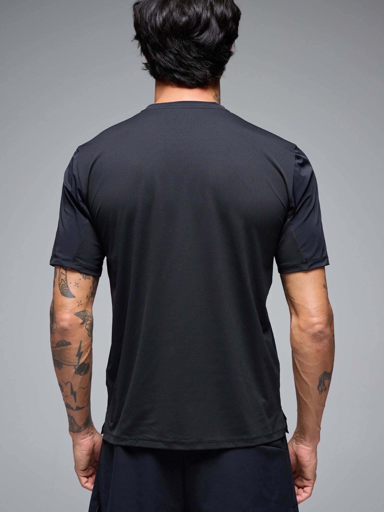 CAMISETA OSAKA BYND OSAKA - NEGRO
