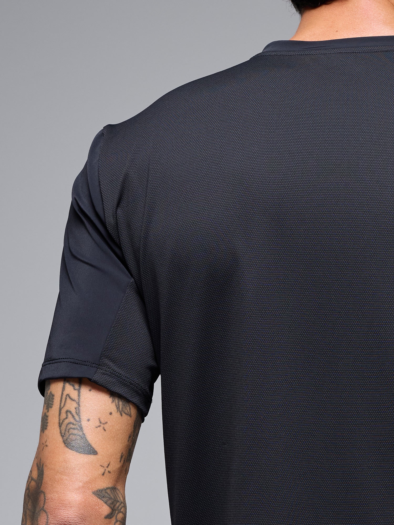 CAMISETA OSAKA BYND OSAKA - NEGRO