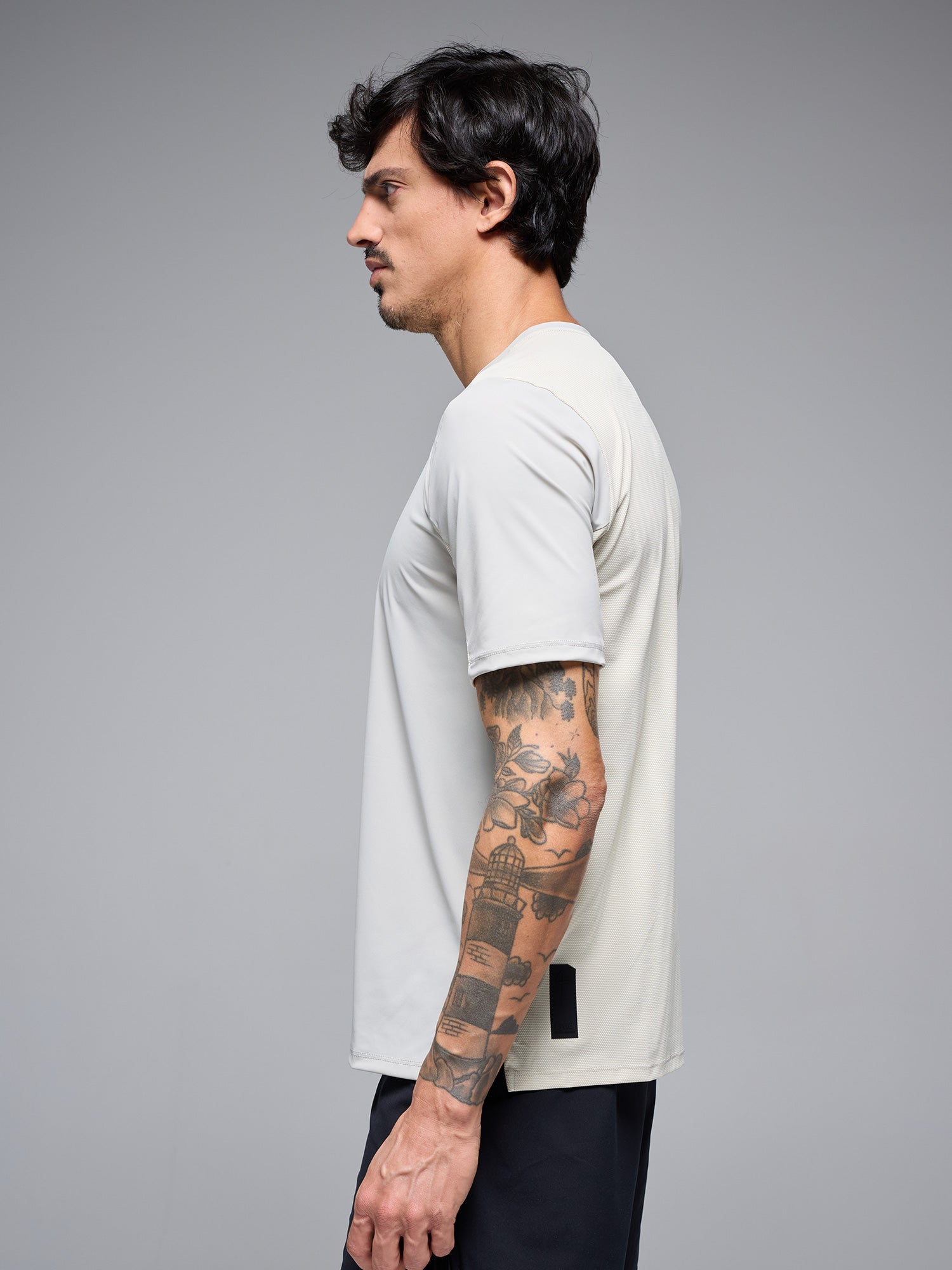 CAMISETA BYND OSAKA - MARFIL