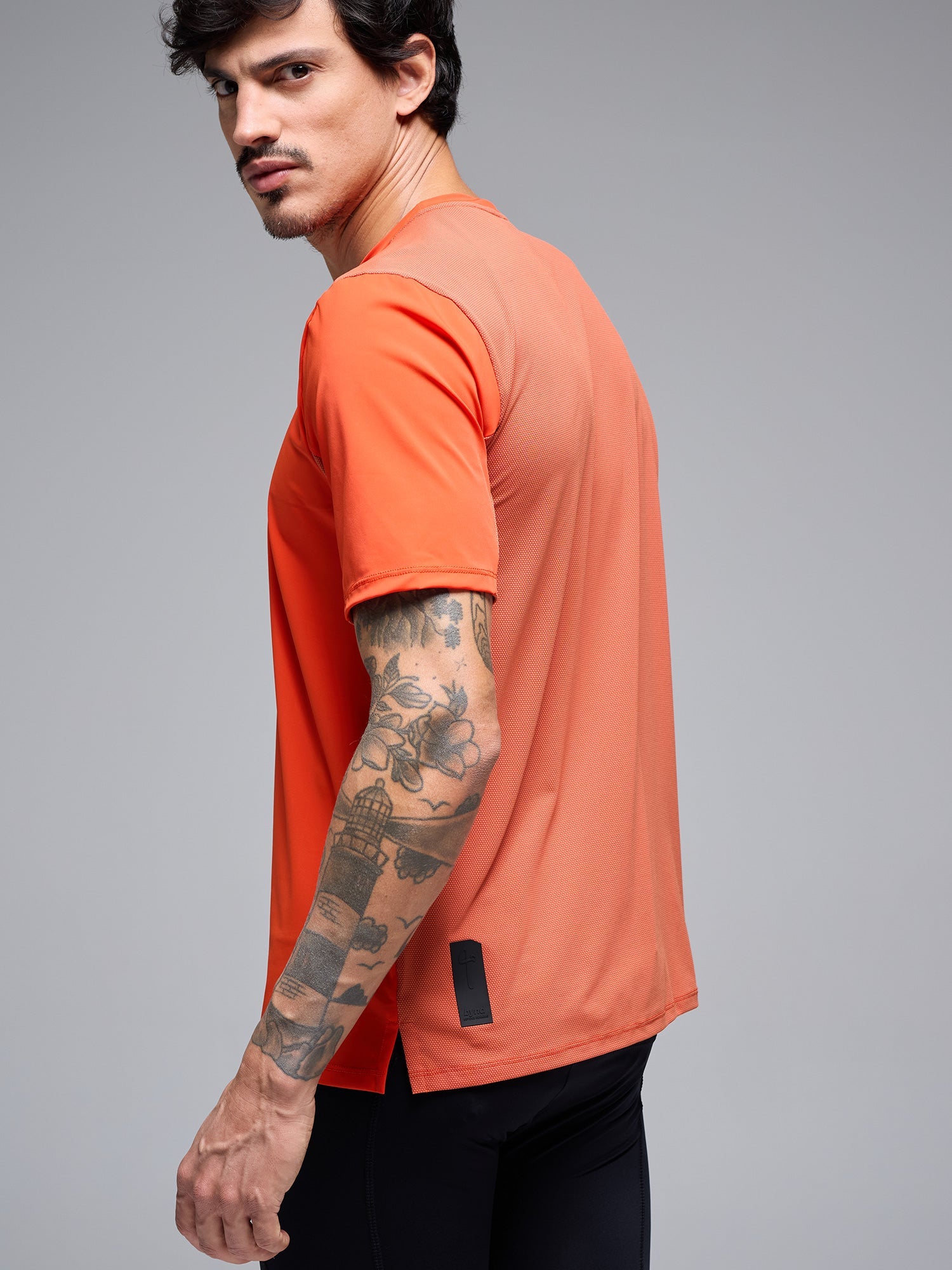 CAMISETA BYND OSAKA - TIGRE