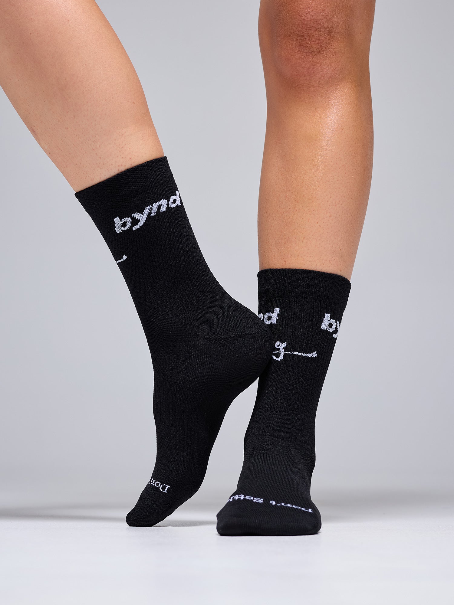 ULTRA BYND SOCKS - NEGRO