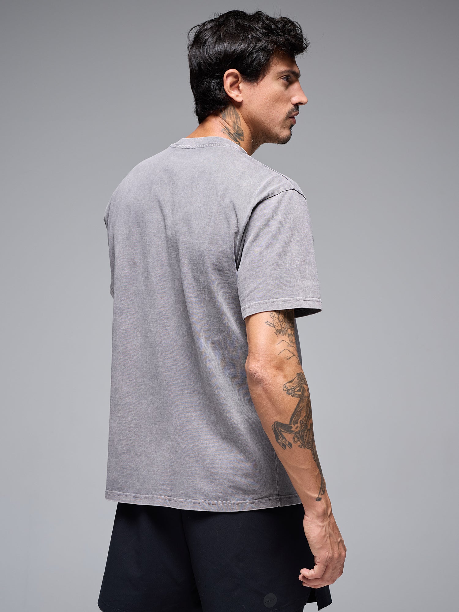 CAMISETA OVERSIZED 100% ALGODÓN ACID WASH - GREY