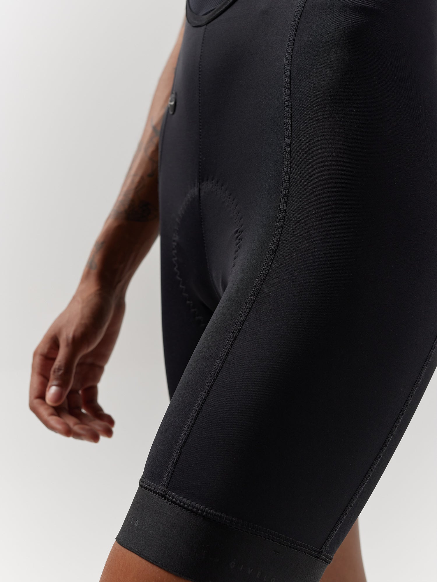 PANTALONETA ESSNTL MUJER NEGRA