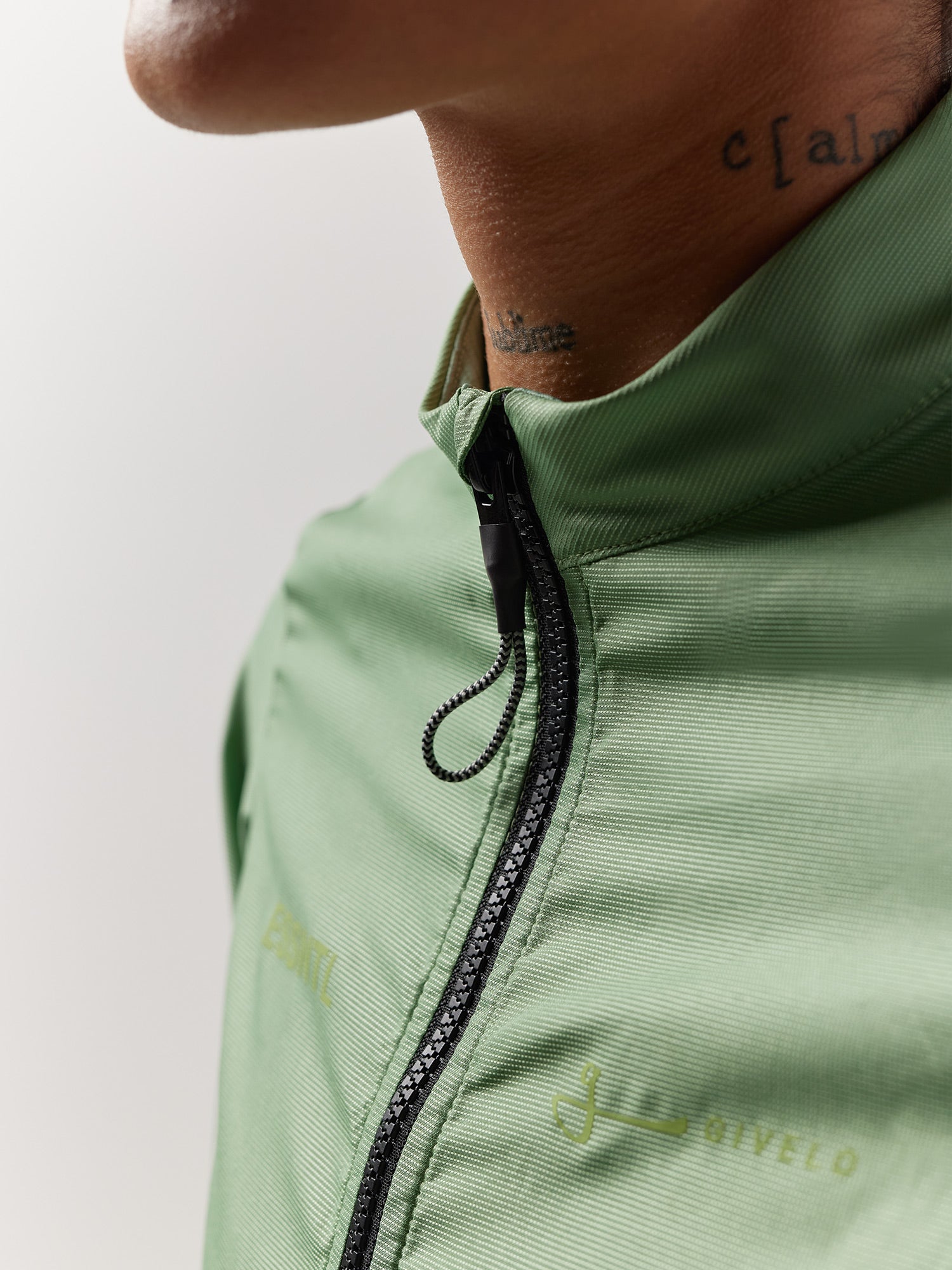 CHAQUETA ESSNTL QUICK-FREE PRO MENTA