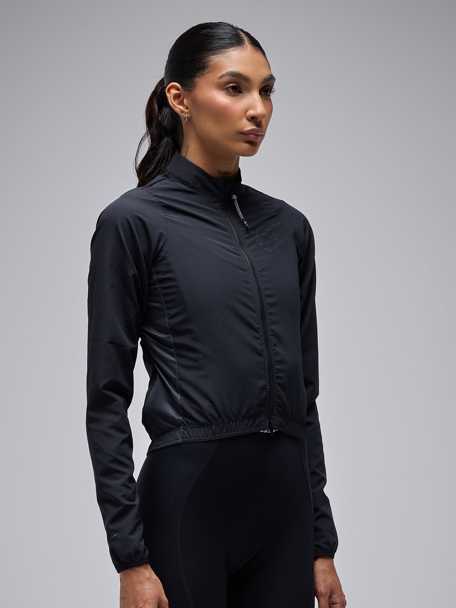 ESSNTL UNISEX JACKET - BLACK