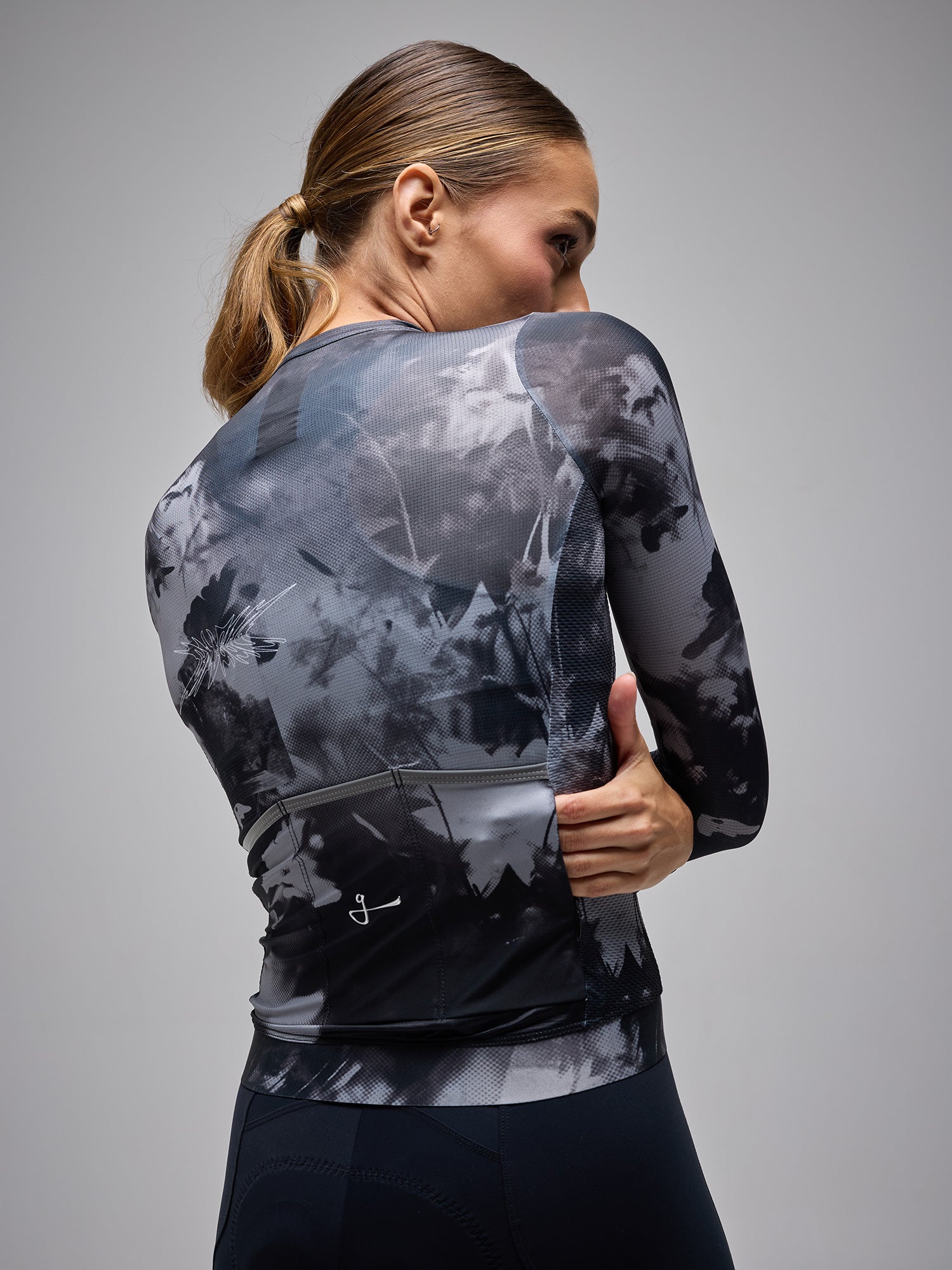 CAMISETA ML G90 LIGHT - BLOOM NEGRO