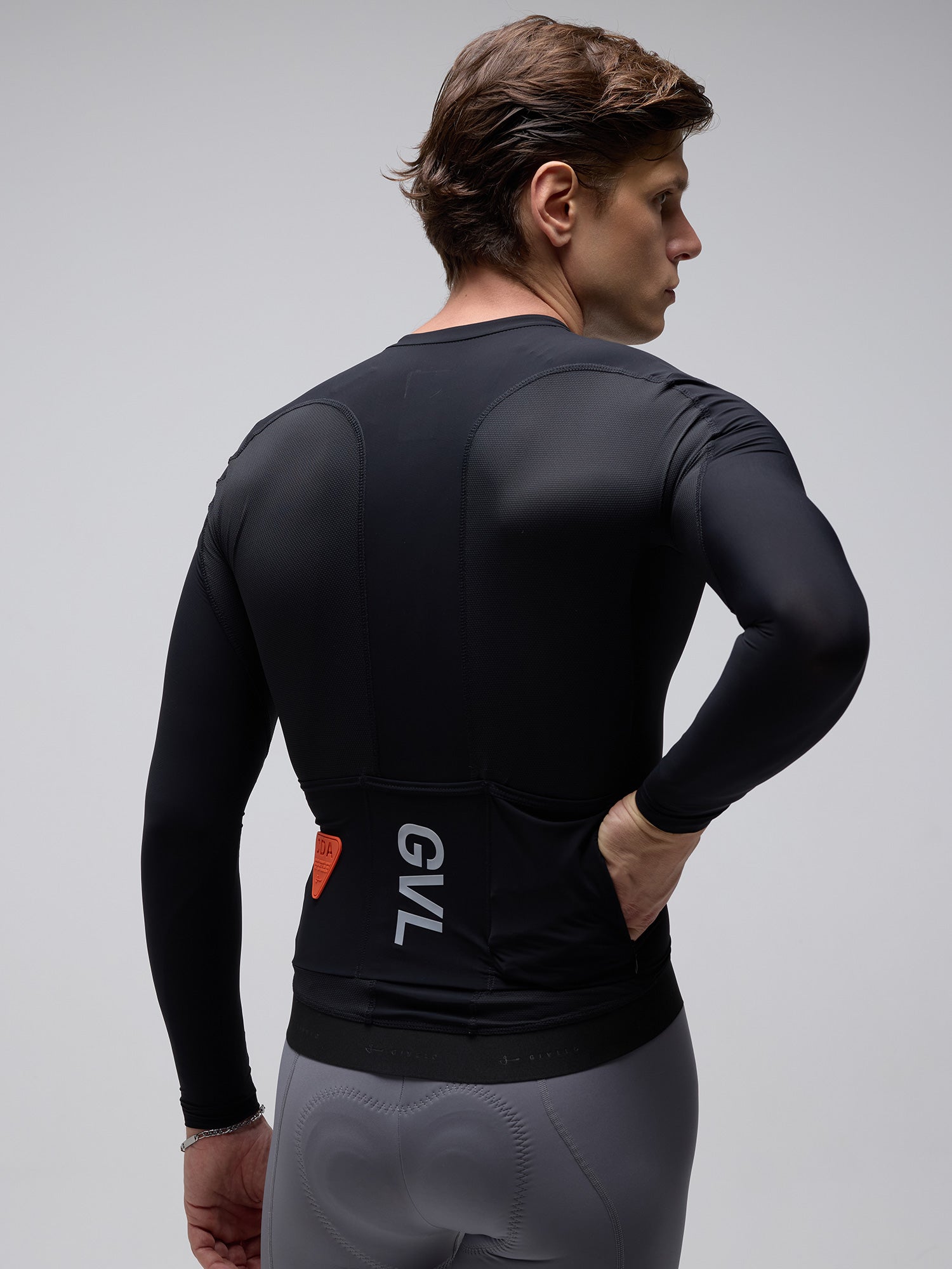 CAMISETA UNISEX ML C.D.A. - BLACK