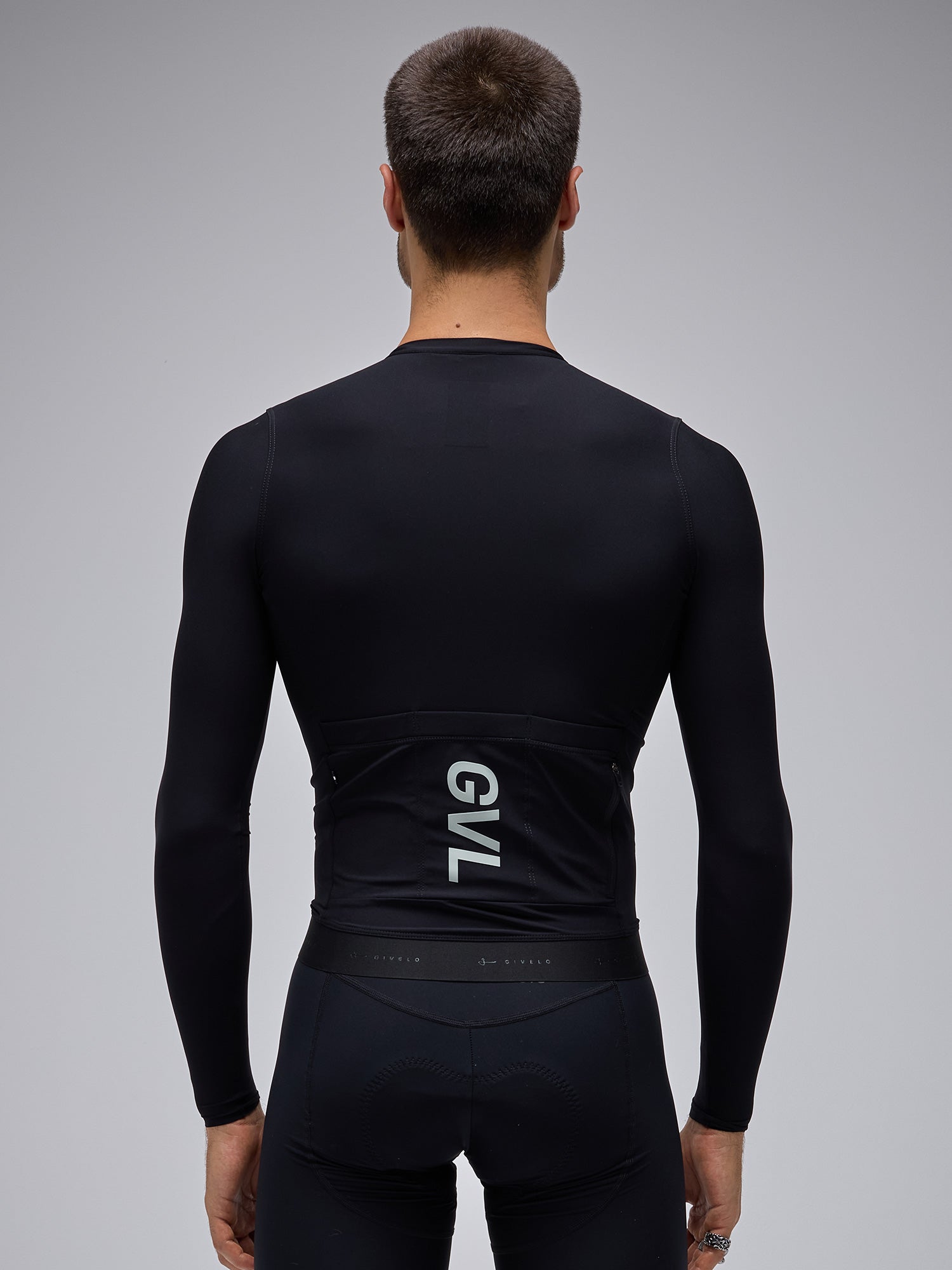 CAMISETA UNISEX ML MODERN CLASSIC - BLACK