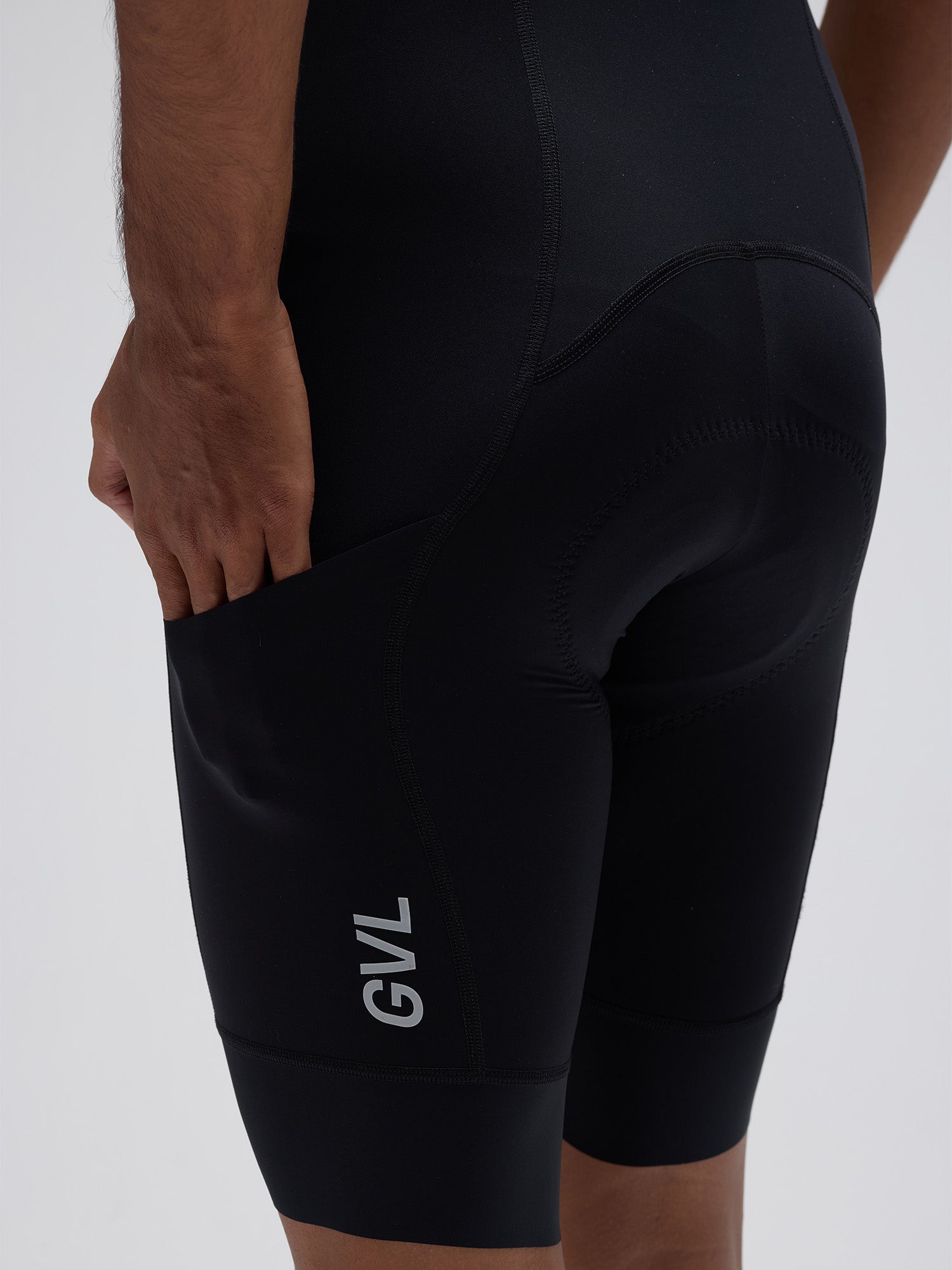 PANTALONETA MODERN CLASSIC CARGO BOOST HOMBRE - BLACK