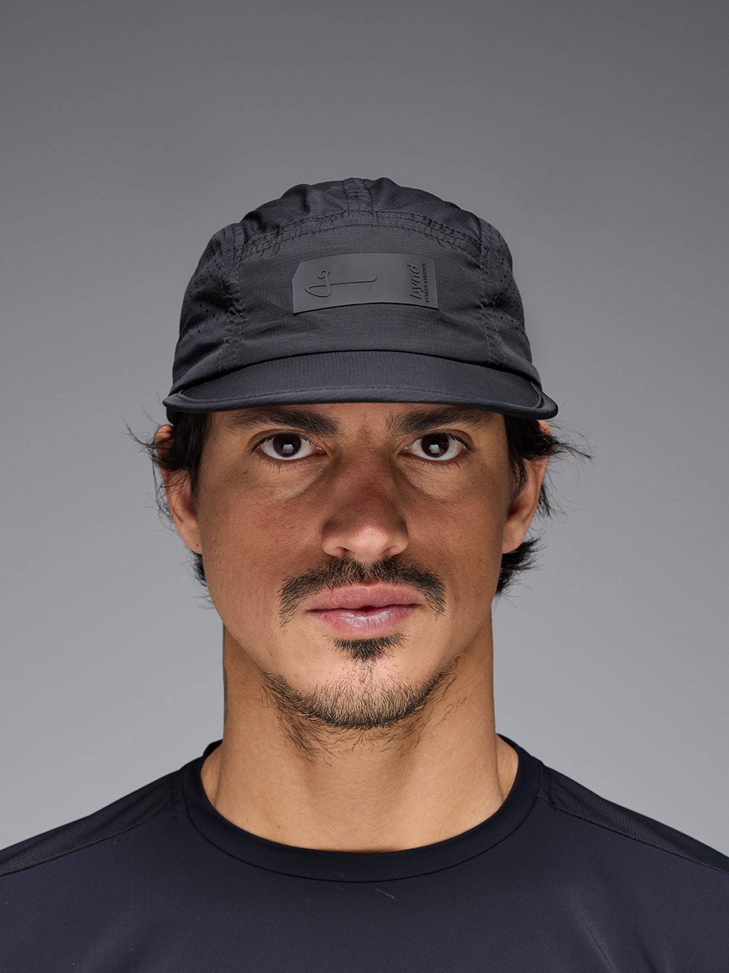 BYND GORRA - BLACK