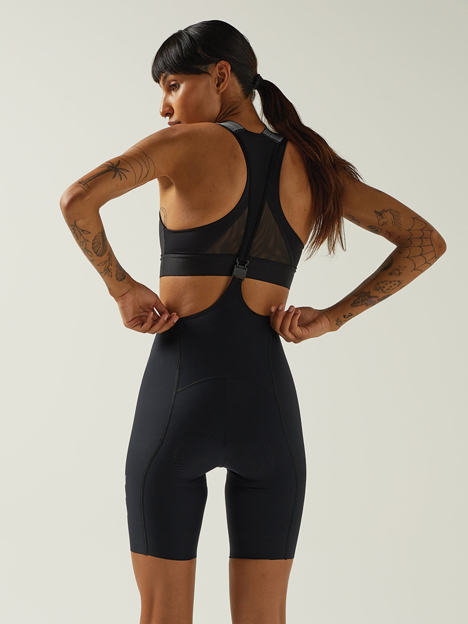 PANTALONETA LACEFLY MUJER NEGRA