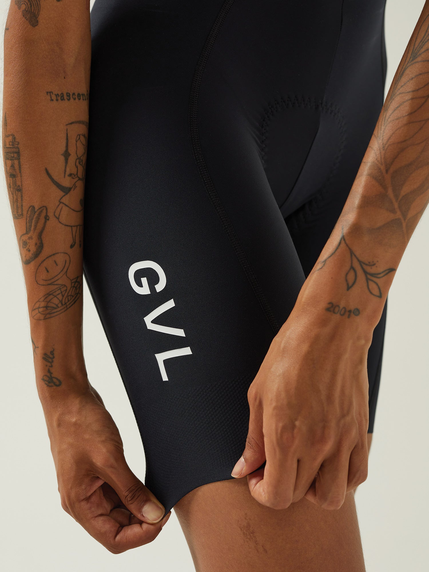 PANTALONETA LACEFLY MUJER NEGRA