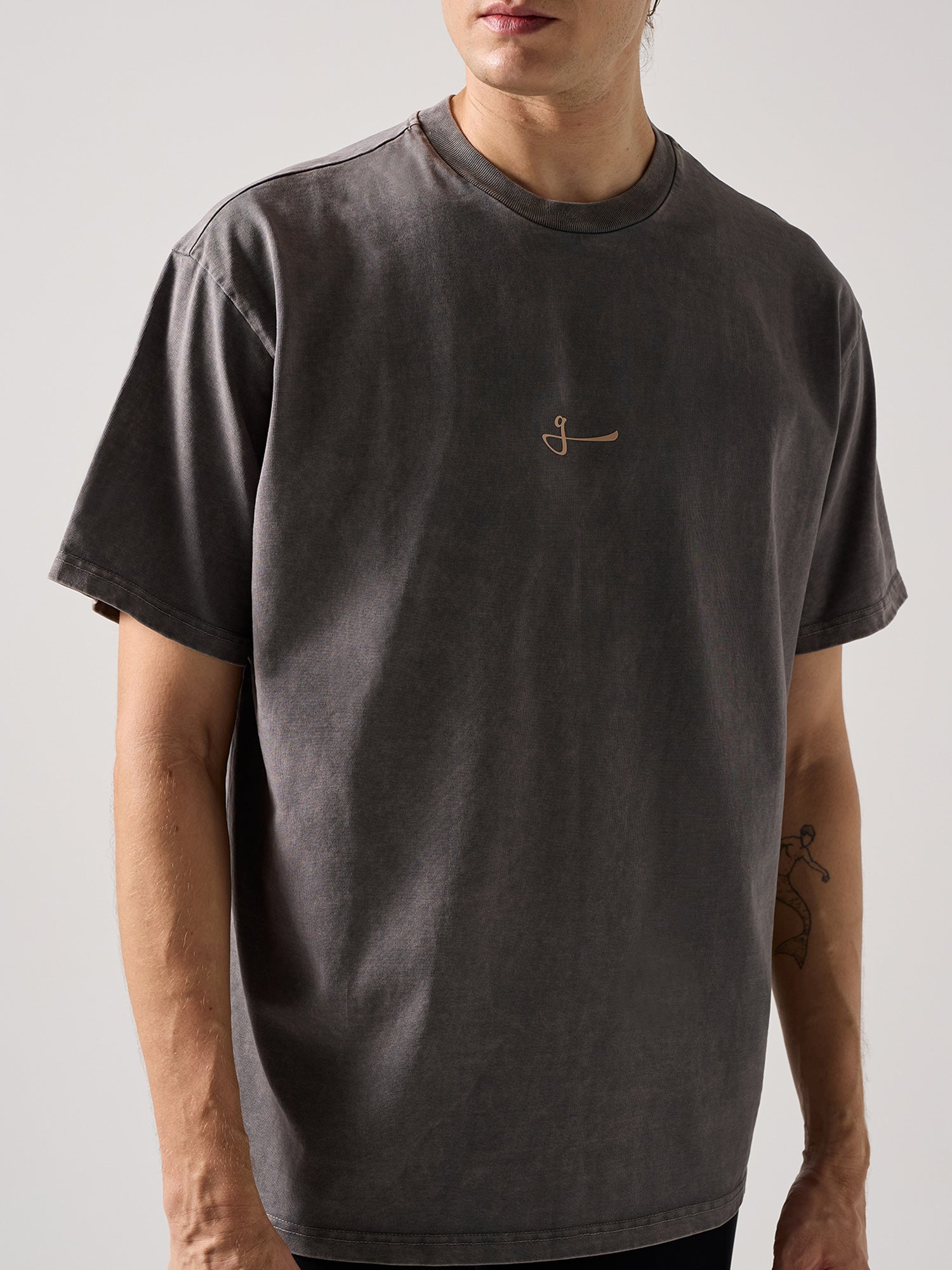 CAMISETA OVERSIZED 100% ALGODÓN ACID WASH - GREY