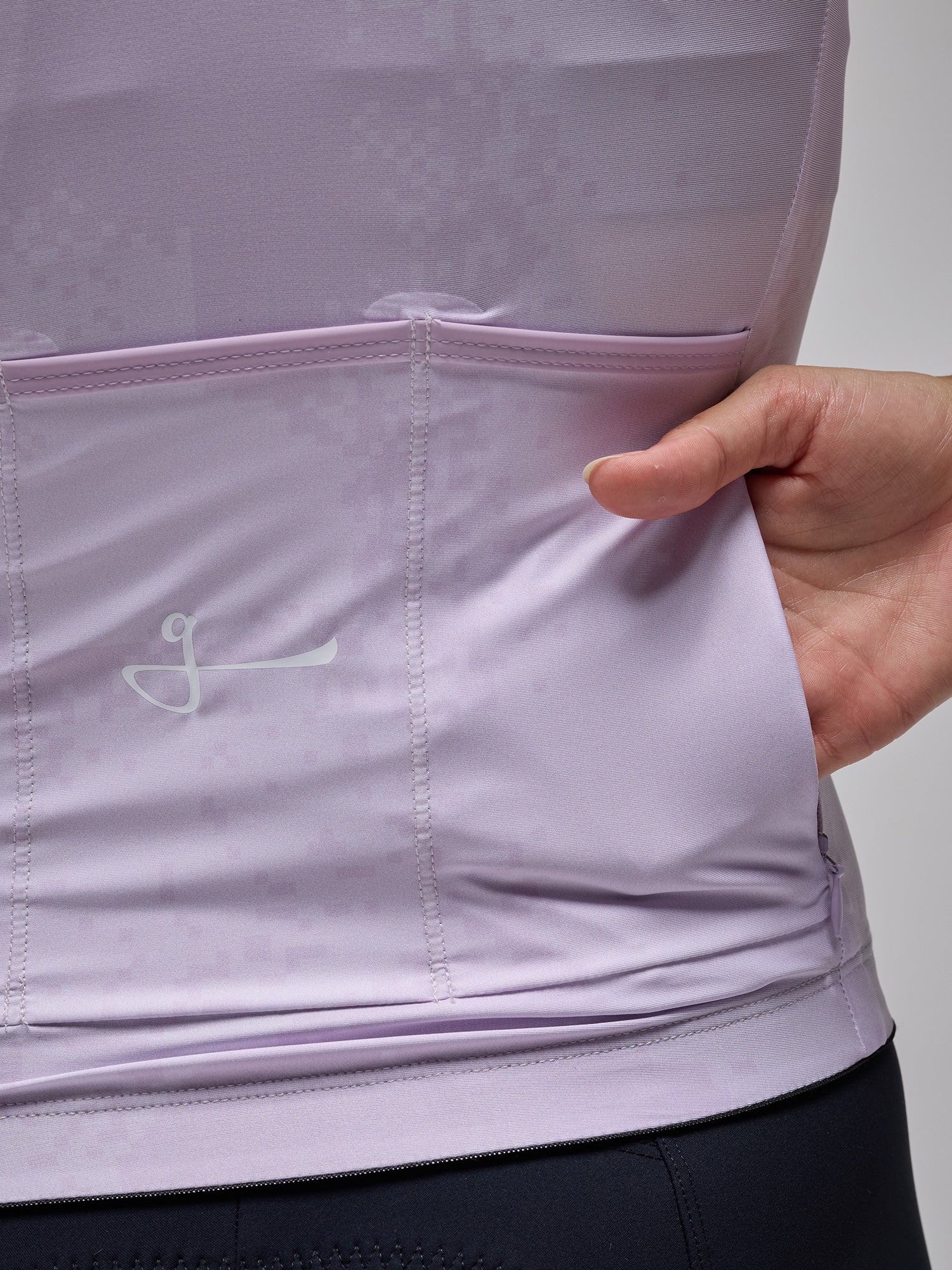 CAMISETA ESSNTL - PIXEL PINK