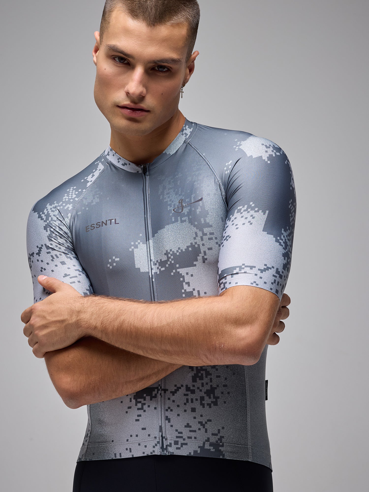 CAMISETA ESSNTL - PIXEL SLATE