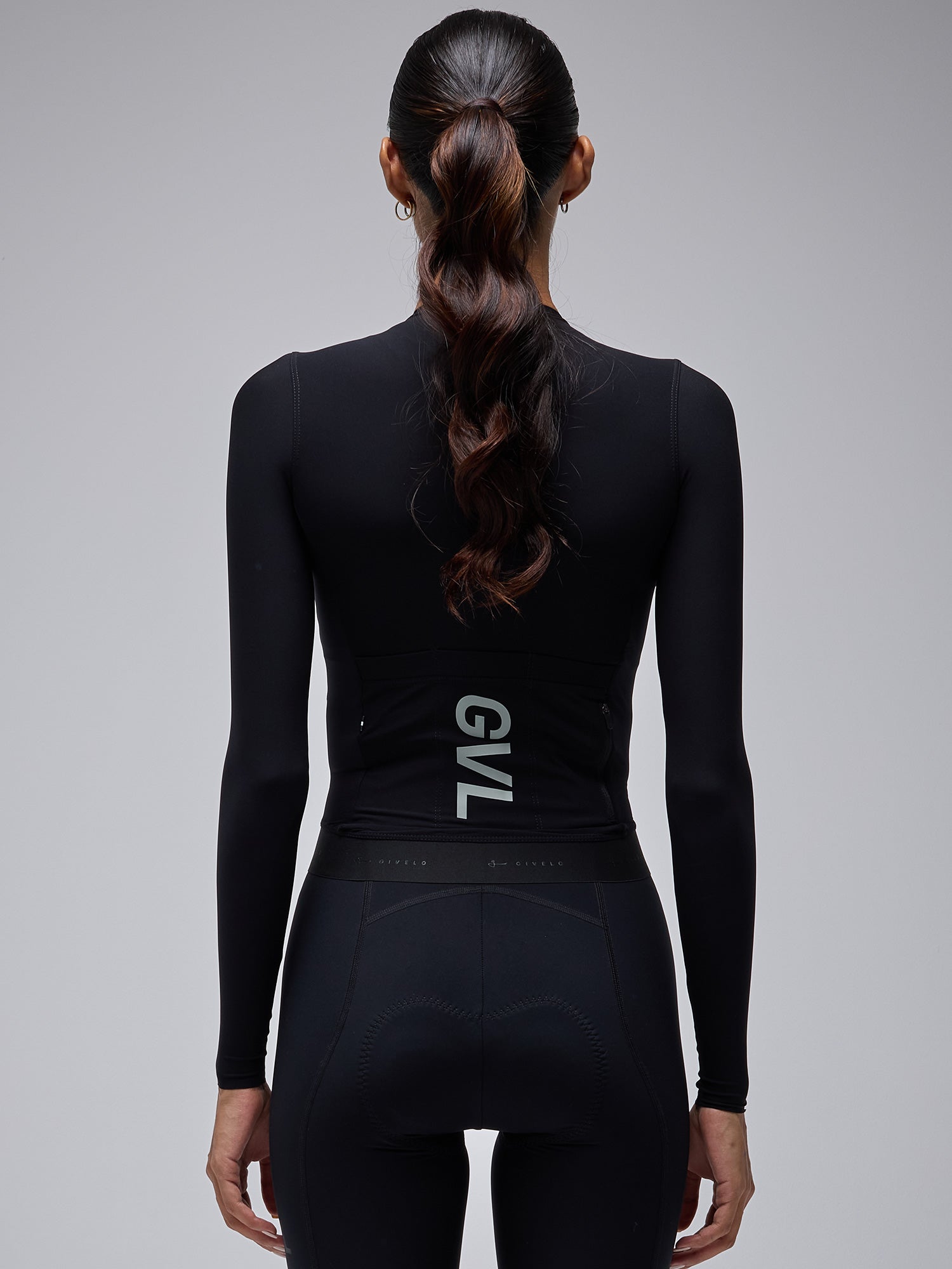 CAMISETA UNISEX ML MODERN CLASSIC - BLACK