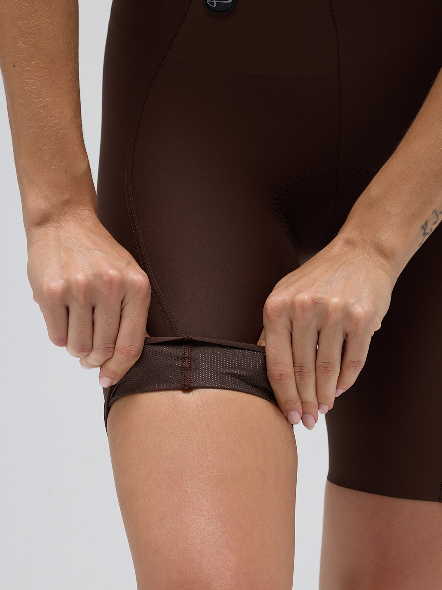 PANTALONETA G90 ULTRA MUJER - CHOCOLATE